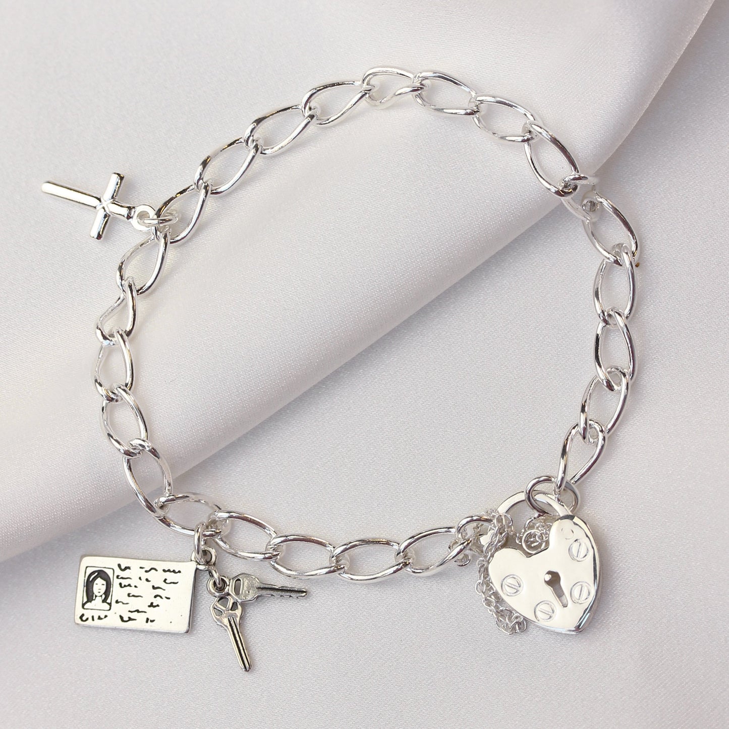 Sterling Silver Heart Clasp Charm Bracelet